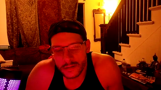 XXX chat uživo modela MasterDaddyCool