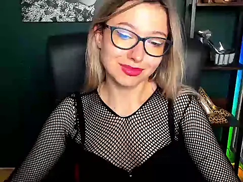 loveHeidi 现场XXX聊天