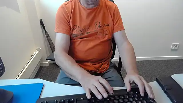 Chat XXX en directo de Buggemann