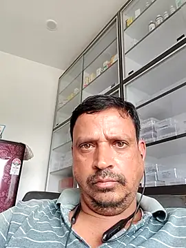 Raj1043's Live XXX Chat