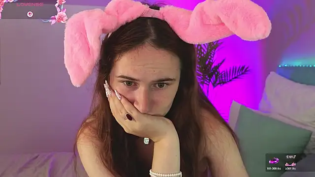 L1ittle_kitty_ Adlı Modelin Canlı XXX Sohbeti