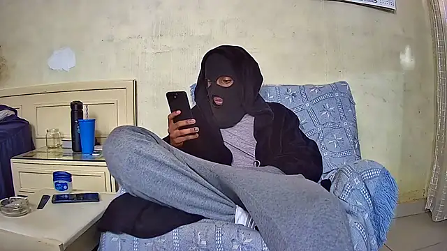 thirdlegZA élő XXX-chatje