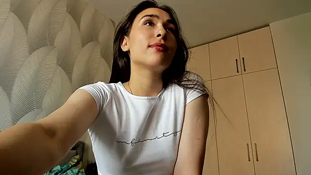 Bambiii_bby 라이브 XXX 채팅