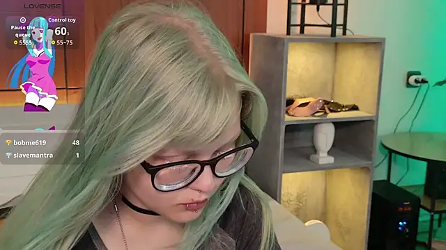 MoliQin Chat XXX in diretta