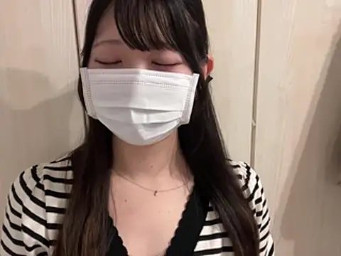 y-u-r-a-33 Live XXX-Chat