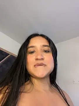 FoxySkye Live XXX-Chat
