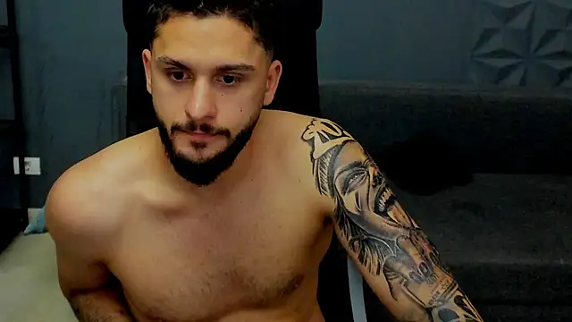 Chat XXX Live TroyWadee
