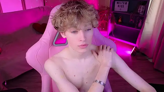 Chat XXX en directo de kevingarsiaa