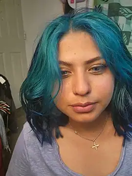azulzulix Adlı Modelin Canlı XXX Sohbeti