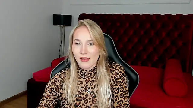 ElaraVoltage 라이브 XXX 채팅