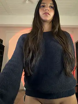 aly_golden_'s Live XXX Chat