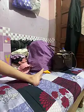 Sandhya_77 即時 XXX 聊天