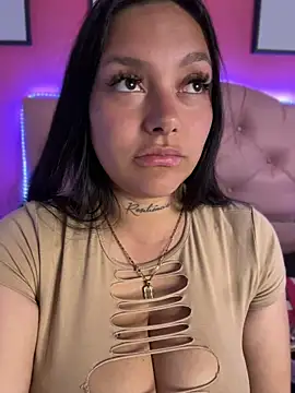 Miia__Taylor XXX чат на живо