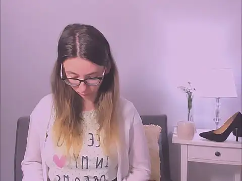 AnnaNatural's Live XXX Chat