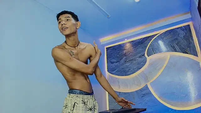 Živý XXX chat sex_boy33_