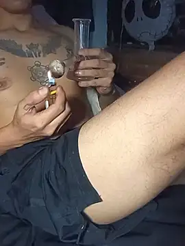 دردشة M3ThCl0uds الجنسية المباشرة