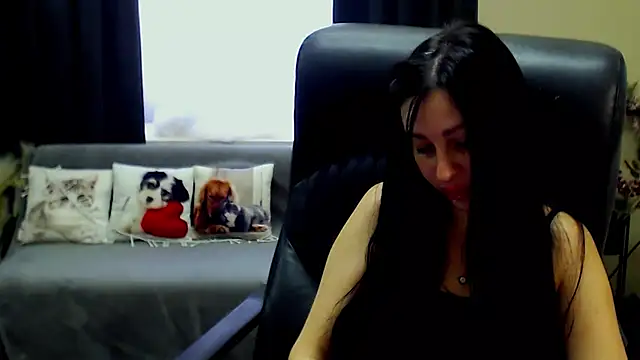 SweetLouise_ Chat XXX in diretta