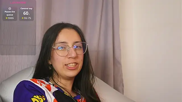 Sweet_Sammy_ Adlı Modelin Canlı XXX Sohbeti