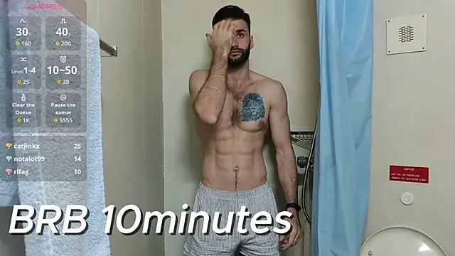 DaddySlava 现场XXX聊天