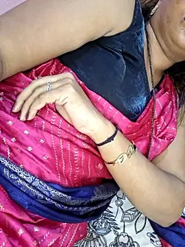 Marathi_jiya1 Adlı Modelin Canlı XXX Sohbeti