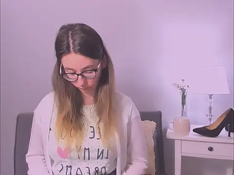 AnnaNatural's Live XXX Chat