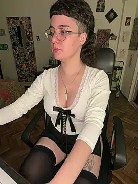 infernaldeity Chat XXX in diretta