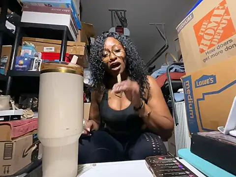 دردشة wynterheat الجنسية المباشرة
