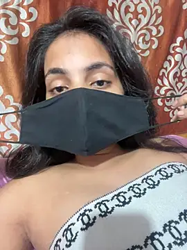 Sandhya_77's Live XXX Chat