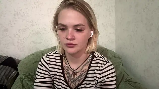 BeckieRosenbergers' Live XXX Chat