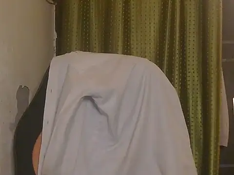 Chat XXX en directo de Stubborndesiboy