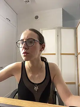 MartiniiSelenna's Live XXX Chat