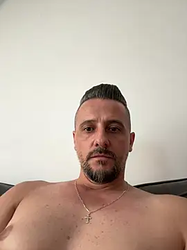 InsaneMattt লাইভ XXX চ্যাট