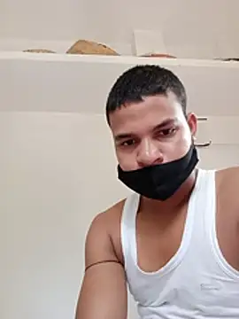 Czat XXX na żywo – Rashi__75