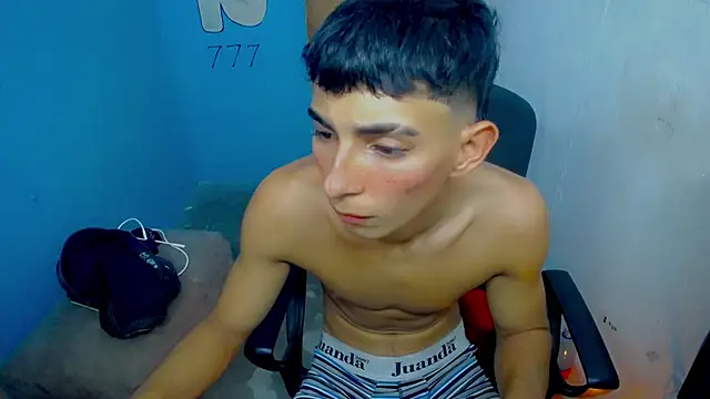 Prodigio_77 Live XXX-Chat