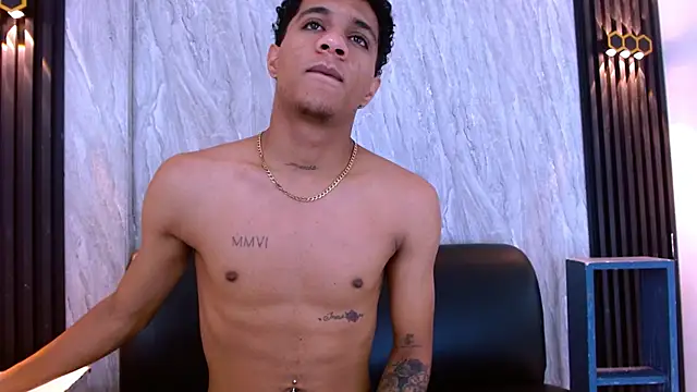Chat +18 de _Thiago12 ao vivo