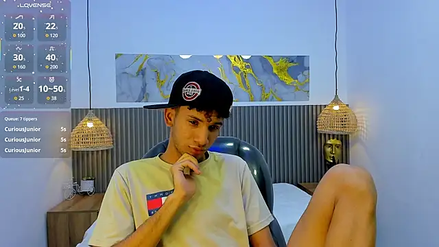 JDWhite18 élő XXX-chatje
