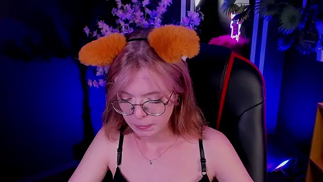 FoxxyyPollyのライブXXXチャット