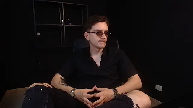 FelixStarkk: απευθείας συνομιλία ΧΧΧ