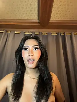 hugecock_tamira – Live XXX-chat