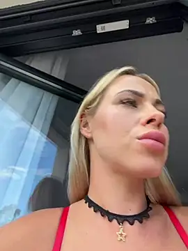 streetdoll live XXX chat