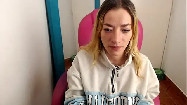 צ'אט XXX בשידור חי של zoe_jones13