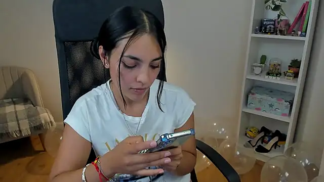 _BellaEvans_ – Live XXX-chat