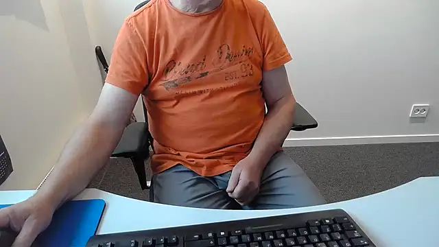 Živý XXX chat Buggemann