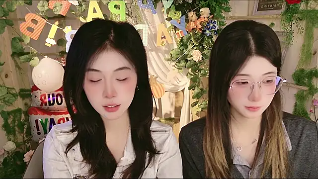 GuLuGroupのライブXXXチャット