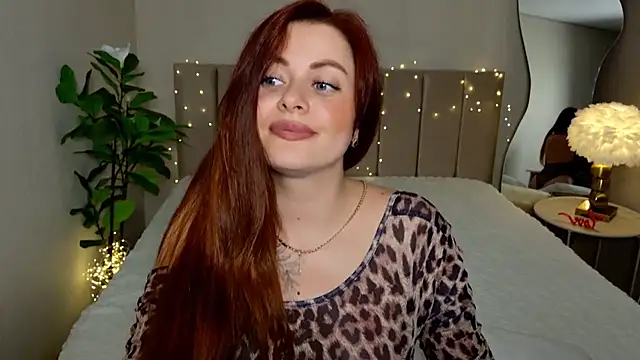 Chat XXX en directo de EllieSin