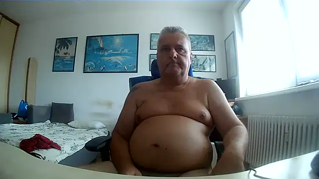 Robert_SK1's Live XXX Chat