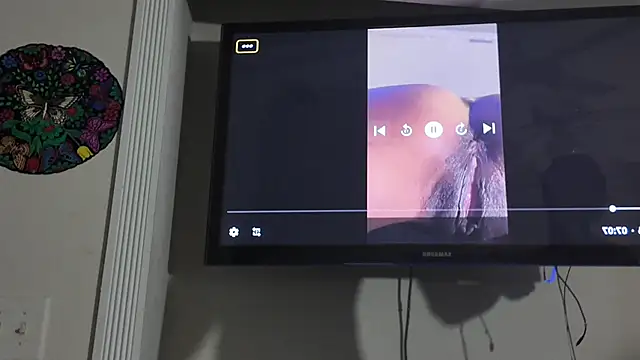 Chat XXX ao vivo de Triggerhappycj100