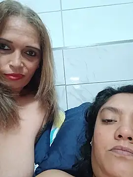 2Juicy_pussy webkamerás műsora