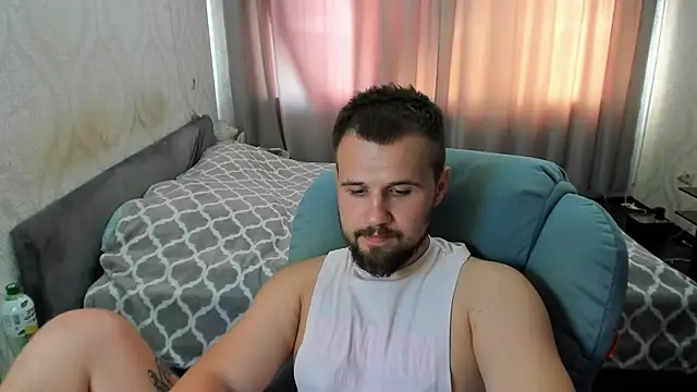 Vladik_b Chat XXX live
