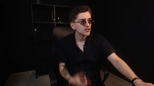 FelixStarkk Live XXX Chat